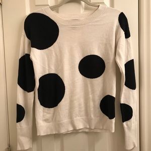 Spotted sweater